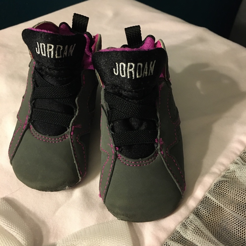 Toddler girl Jordan’s size 3